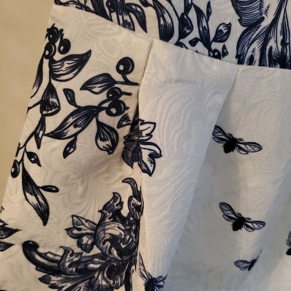 A1 Studios Patterned Dress - Picture 3 of 4